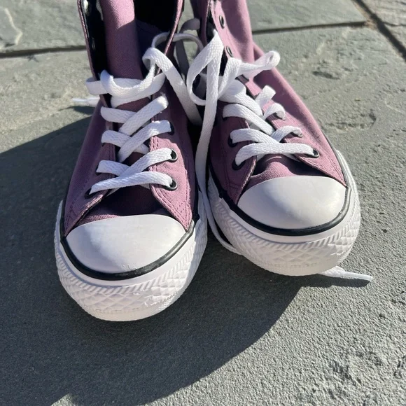 Brand New Purple High-Top Converse with White Laces - Picture 8 of 8
